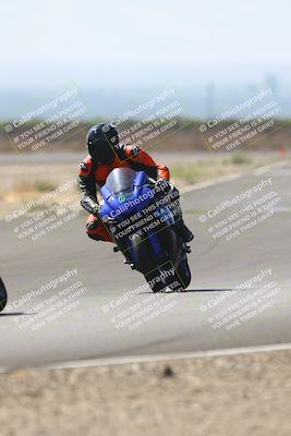 media/Sep-20-2025-TrackDaz (Sat) [[27f0cde673]]/B Group/220pm (Turn 9)/